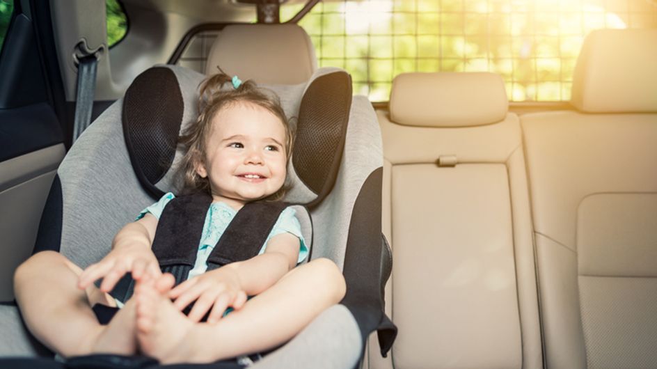En vacaciones, los chicos seguros dentro de sus autos | Garantia Plus